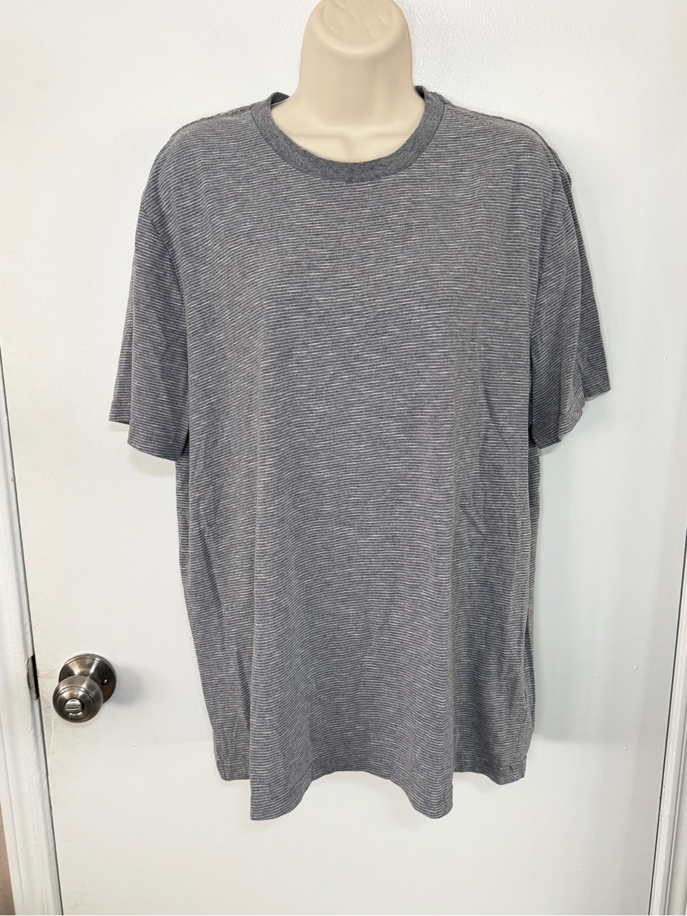 Grey Striped Crewneck T-Shirt - L